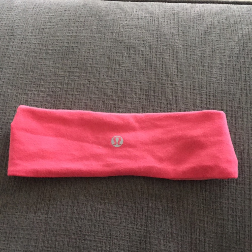 RARE reversible Lululemon headband!!
